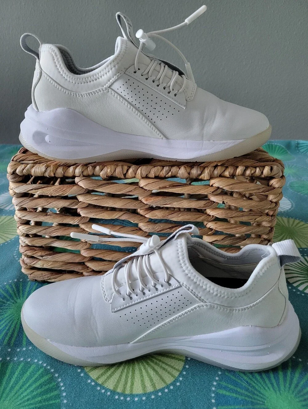 Clove Women's Classic Sneakers Shoes Brilliant White Size 6.5
